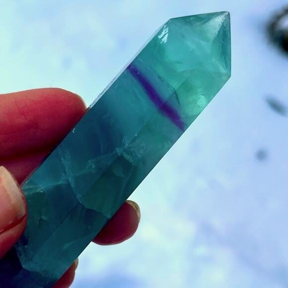 Fluorite Blue-Green Crystal Tower‎ Point Ethical source - Picture 2 of 4